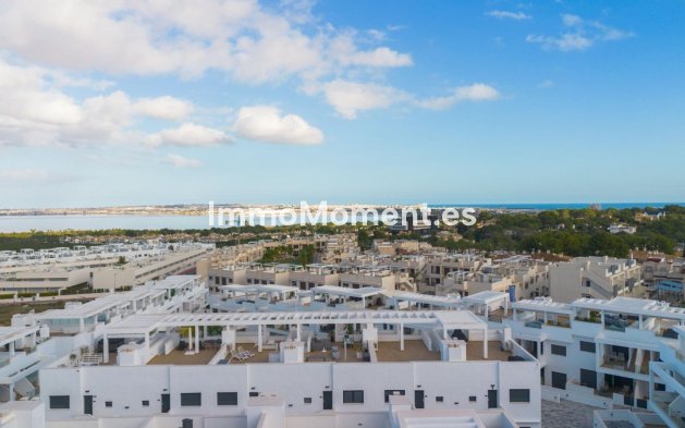 Resale - Apartment - Torrevieja - Torrevieja Centro