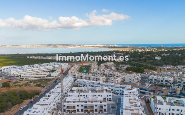 Resale - Apartment - Torrevieja - Torrevieja Centro