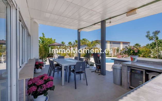 Resale - Detached villa - Inland  - Coín