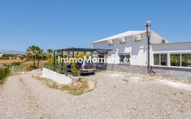 Resale - Detached villa - Inland  - Coín