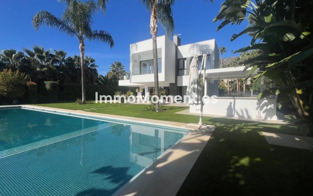 Wiederverkauf - Freistehende Villa - Marbella - Nagüeles