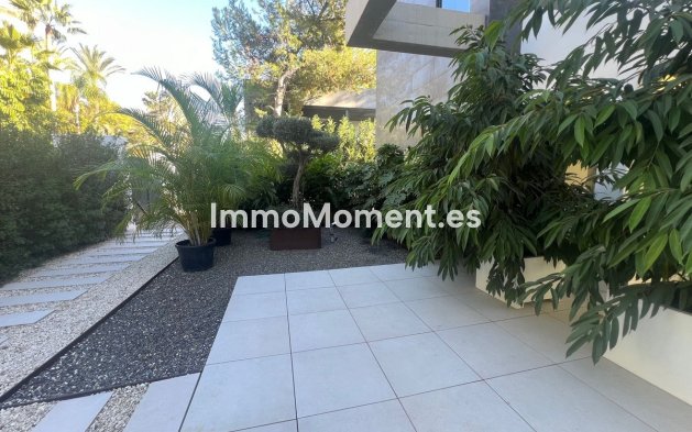Wiederverkauf - Freistehende Villa - Marbella - Nagüeles