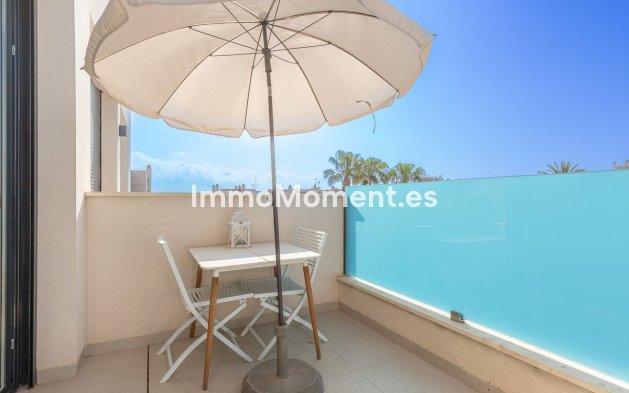 Resale - Apartment - Torrevieja - Torrevieja Centro