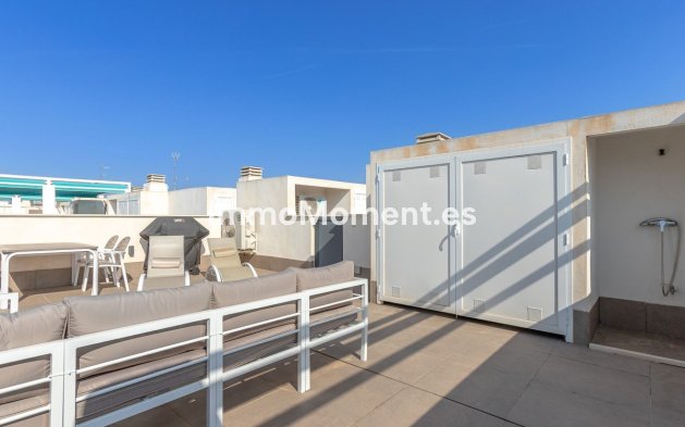 Resale - Apartment - Torrevieja - Torrevieja Centro