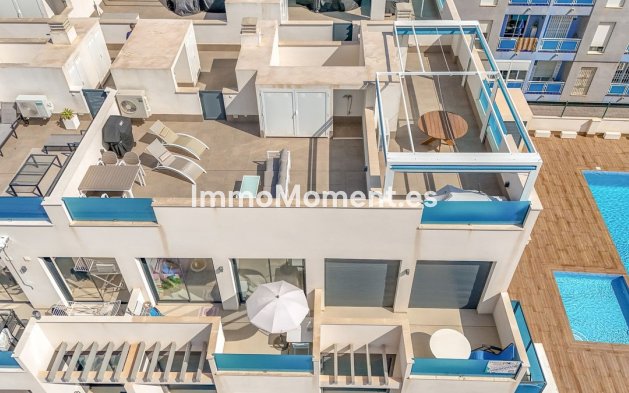 Resale - Apartment - Torrevieja - Torrevieja Centro