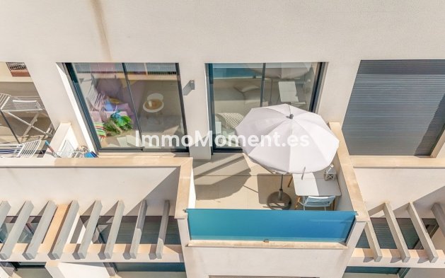 Resale - Apartment - Torrevieja - Torrevieja Centro