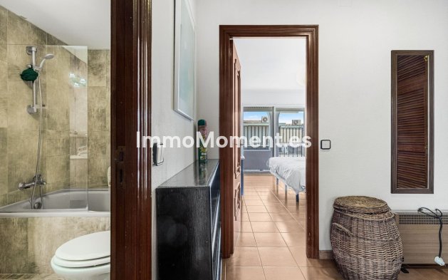 Revente - Appartement - Estepona  - Estepona Centro