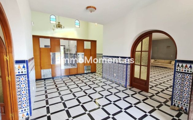 Wiederverkauf - Freistehende Villa - Benalmadena - Benalmadena Centro