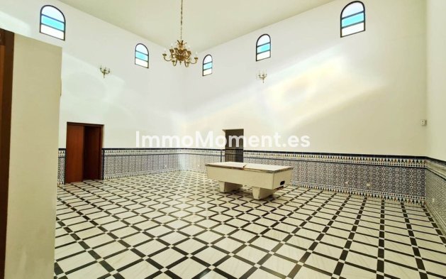 Wiederverkauf - Freistehende Villa - Benalmadena - Benalmadena Centro