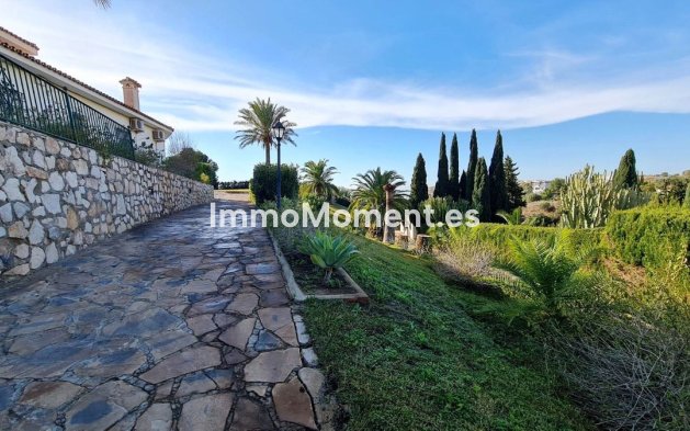 Wiederverkauf - Freistehende Villa - Benalmadena - Benalmadena Centro