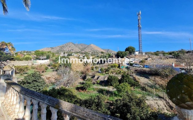 Wiederverkauf - Freistehende Villa - Benalmadena - Benalmadena Centro