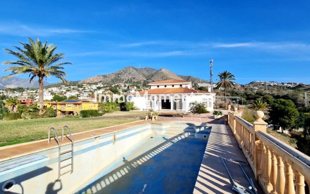 Wiederverkauf - Freistehende Villa - Benalmadena - Benalmadena Centro