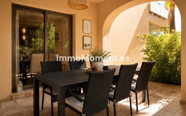 Resale - Apartment - Benahavís - Benahavís Centro