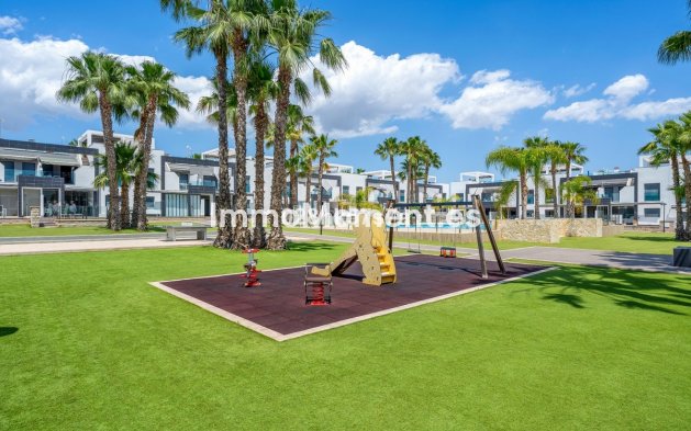 Resale - Apartment - Orihuela - Cabo roig - La Zenia
