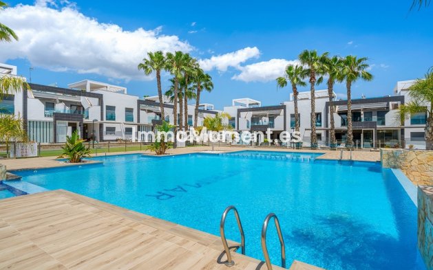 Resale - Apartment - Orihuela - Cabo roig - La Zenia
