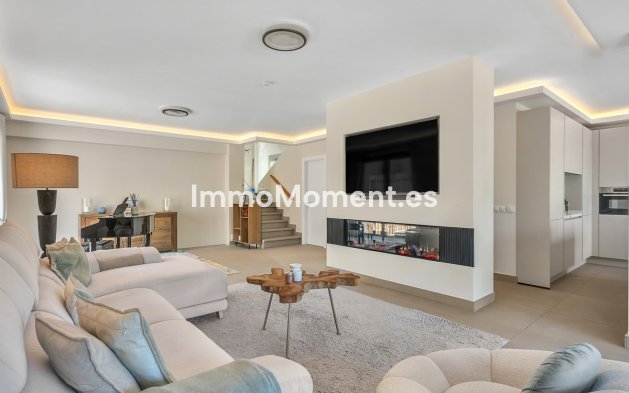 Resale - Detached villa - Marbella - Guadalmina Alta