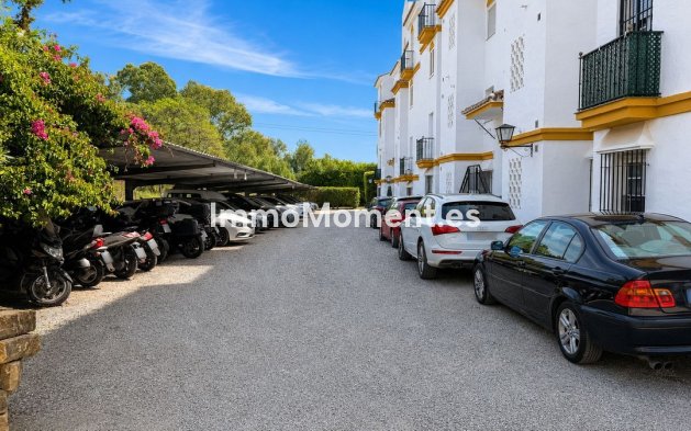 Bestaande woning - Appartement - Estepona  - Atalaya