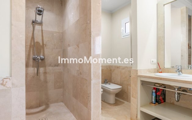 Resale - Detached villa - Manilva