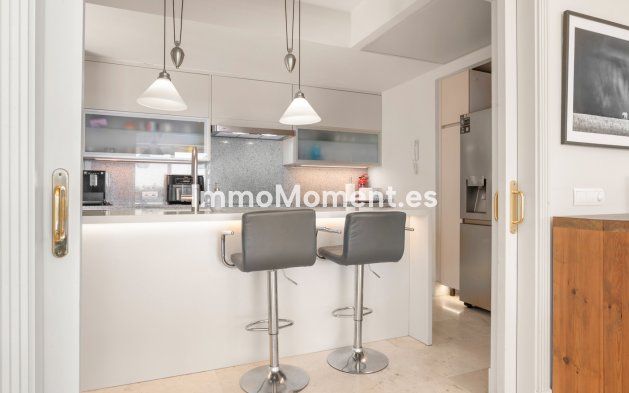 Resale - Detached villa - Manilva