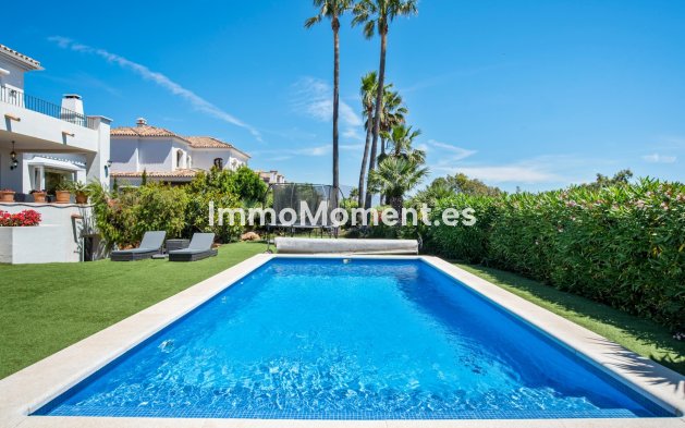 Resale - Detached villa - Manilva