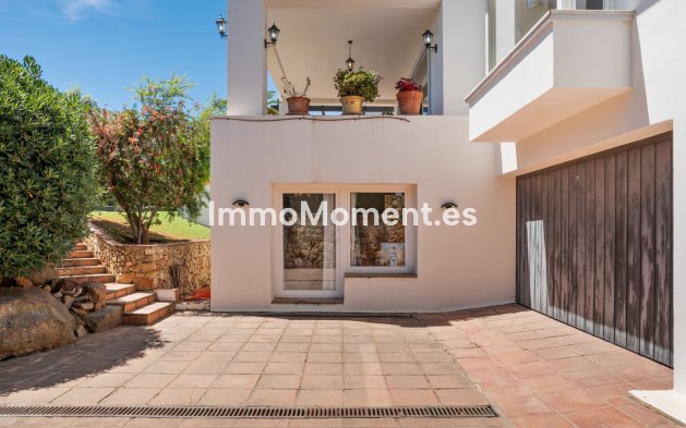 Resale - Detached villa - Manilva