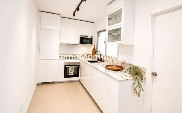 Revente - Appartement - Estepona  - Estepona Centro
