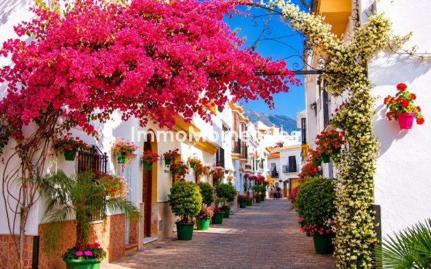 Revente - Appartement - Estepona  - Estepona Centro