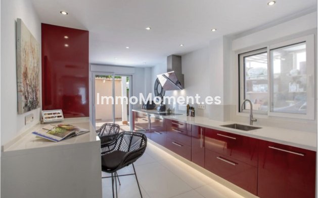 Resale - Detached villa - Manilva - San Luis de Sabinillas