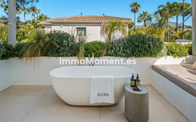 Resale - Detached villa - Marbella - Nueva Andalucía
