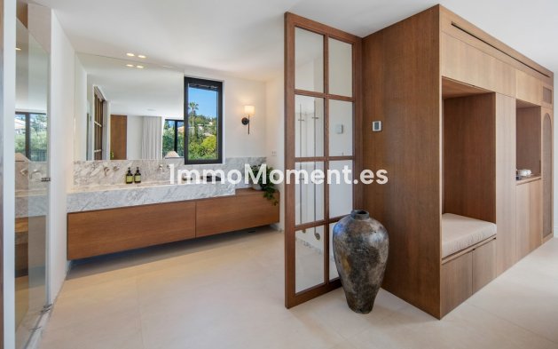 Resale - Detached villa - Marbella - Nueva Andalucía