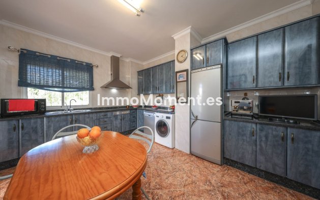 Resale - Detached villa - Inland  - Monda