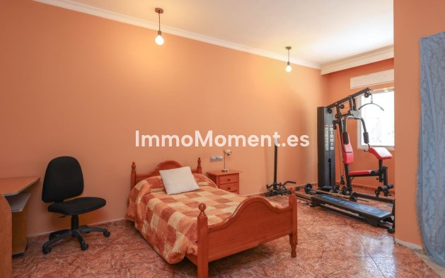 Resale - Detached villa - Inland  - Monda