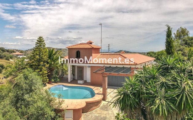 Resale - Detached villa - Inland  - Monda