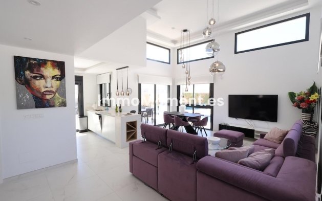 Resale - Detached villa - Los Montesinos - La Marquesa