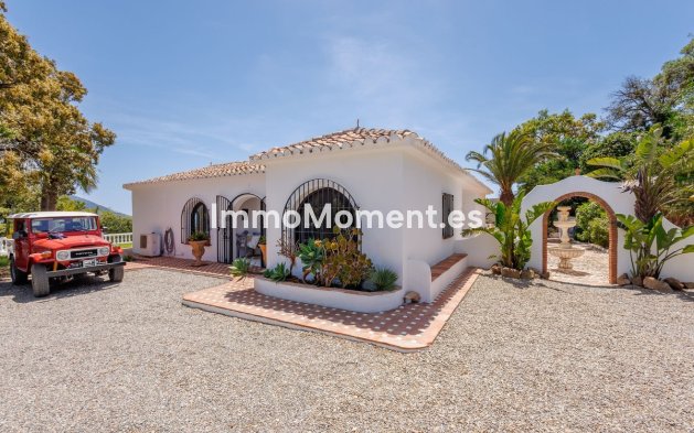 Resale - Detached villa - Inland  - Coín