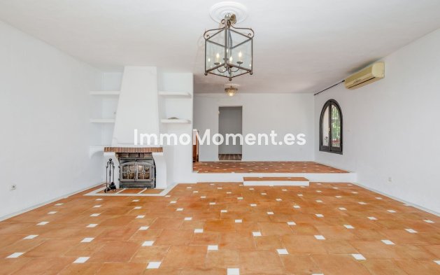 Resale - Detached villa - Inland  - Coín