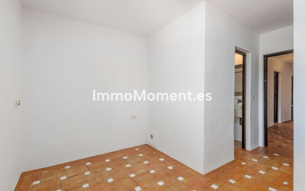 Resale - Detached villa - Inland  - Coín