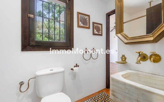 Resale - Detached villa - Inland  - Coín
