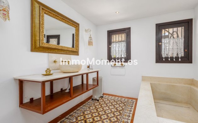 Resale - Detached villa - Inland  - Coín
