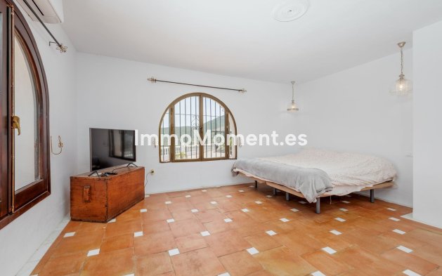 Resale - Detached villa - Inland  - Coín