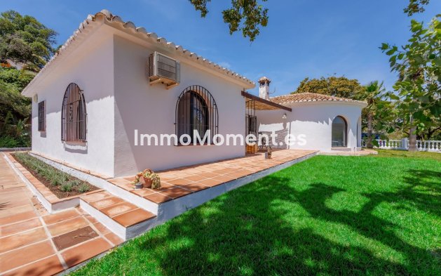 Resale - Detached villa - Inland  - Coín