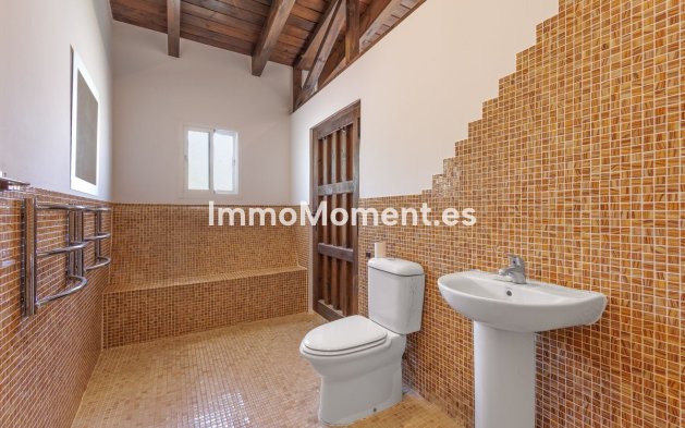 Resale - Detached villa - Inland  - Coín