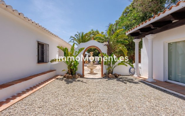 Resale - Detached villa - Inland  - Coín