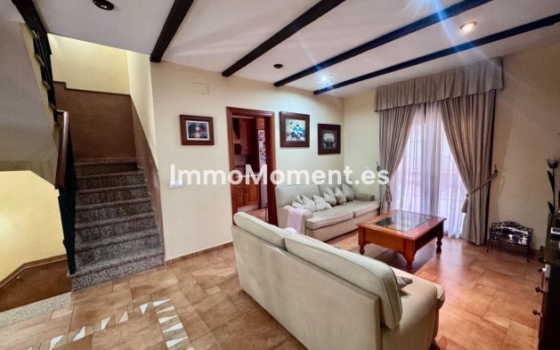 Resale - Detached villa - Benalmadena - Benalmadena Pueblo