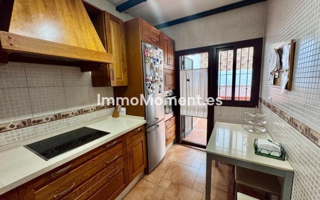 Resale - Detached villa - Benalmadena - Benalmadena Pueblo