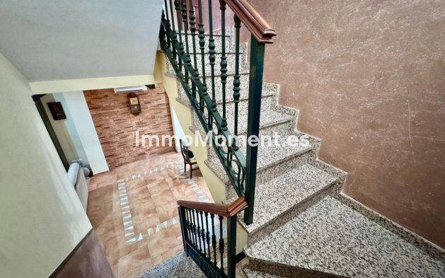 Resale - Detached villa - Benalmadena - Benalmadena Pueblo