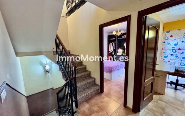 Resale - Detached villa - Benalmadena - Benalmadena Pueblo