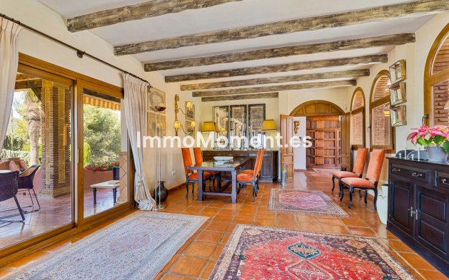 Reventa - Casa de campo - Interior  - Coín