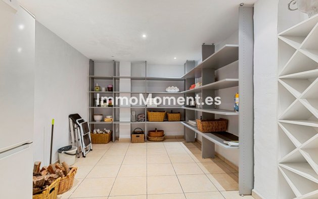 Reventa - Casa de campo - Interior  - Coín