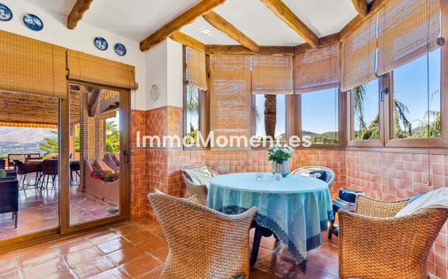 Reventa - Casa de campo - Interior  - Coín